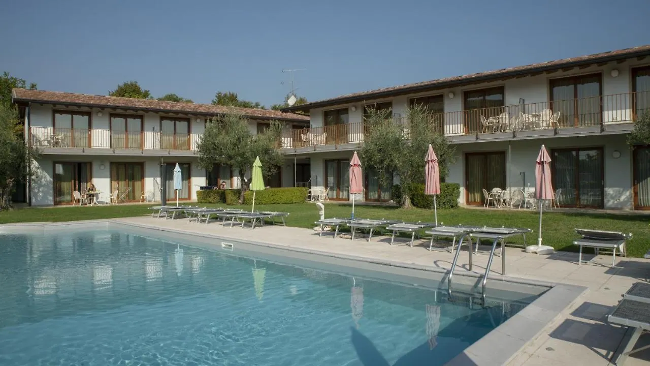 Aparthotel Residence Molino - Holiday Apartments Manerba del Garda
