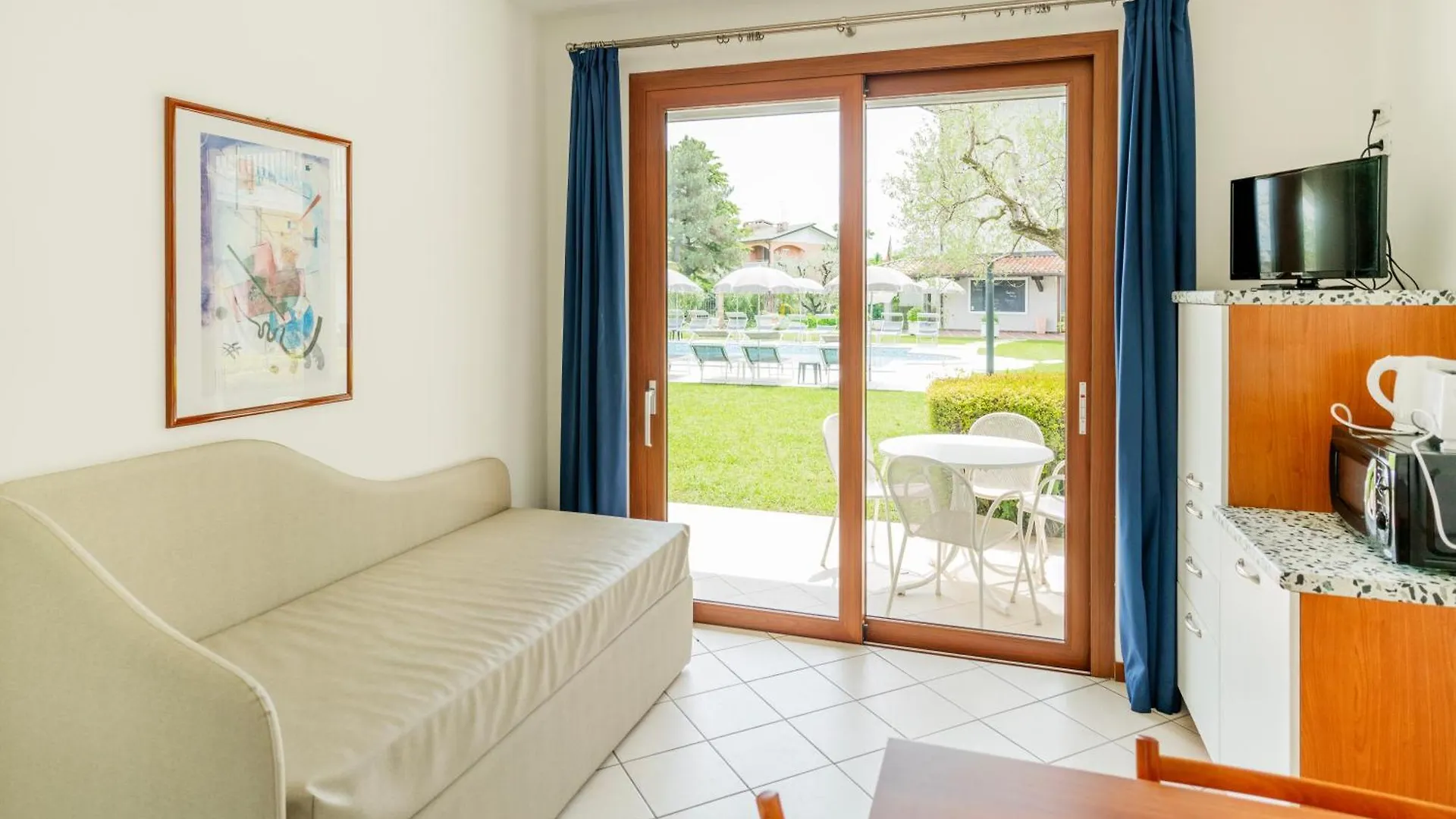 Residence Molino - Holiday Apartments Manerba del Garda Włochy